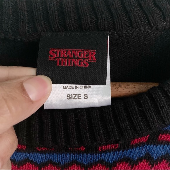 Stranger Things Multicolor Crewneck knit Sweater - Picture 5 of 6